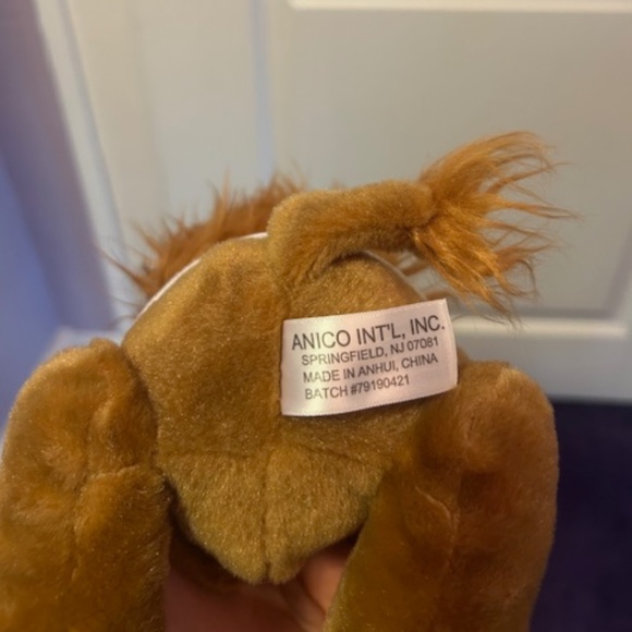Ritz Carlton Naples Lion Plushy - Picture 4 of 5